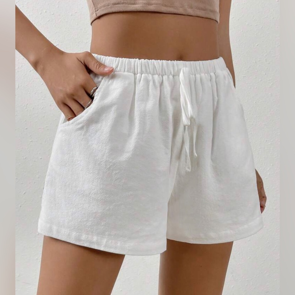 SHEIN EZwear Solid Knot Front Florida Shorts